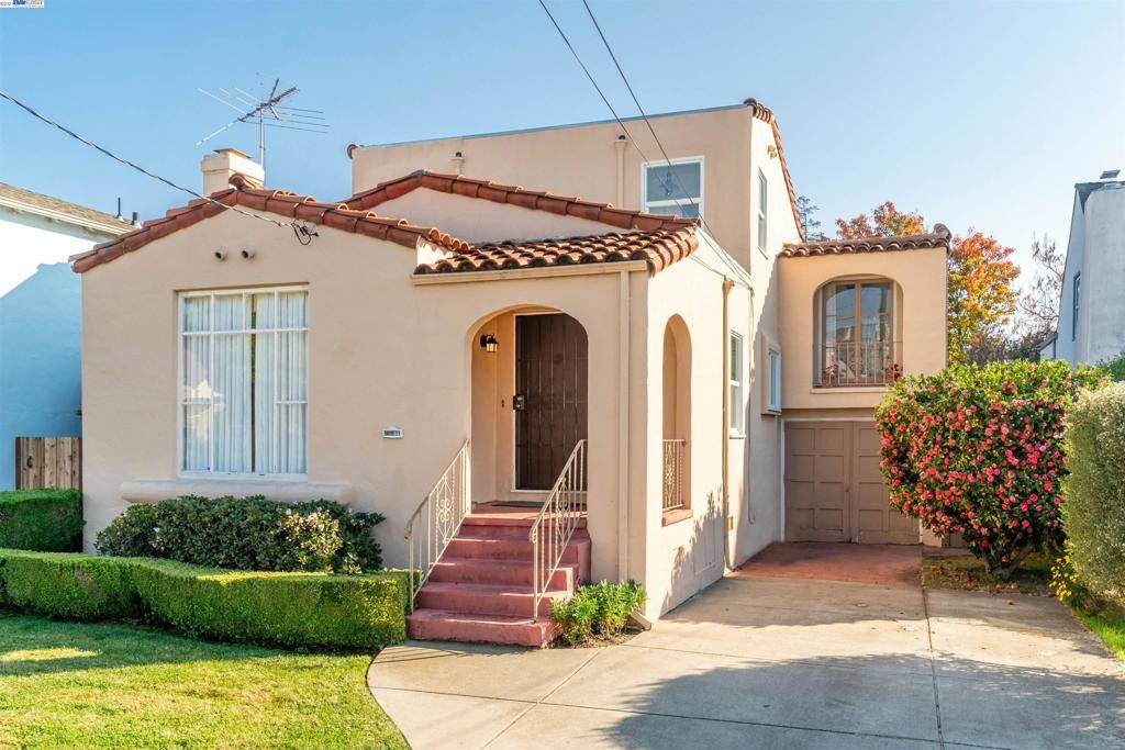 San Leandro, CA 94577,547 Blossom Way