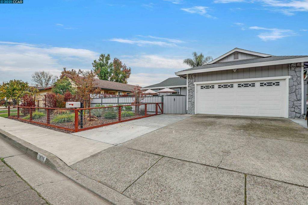 Rohnert Park, CA 94928,1019 Santa Cruz Way