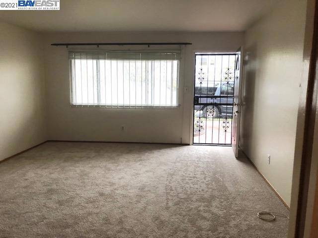 Oakland, CA 94602,3489 Midvale Ave #5