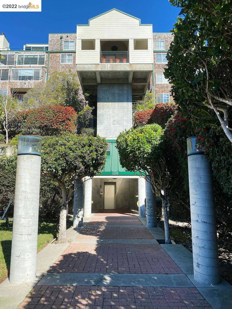 Richmond, CA 94801-4140,1201 Brickyard Way #117