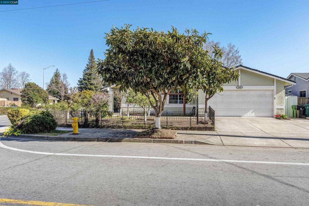 Fremont, CA 94555,3668 Ferry Ln