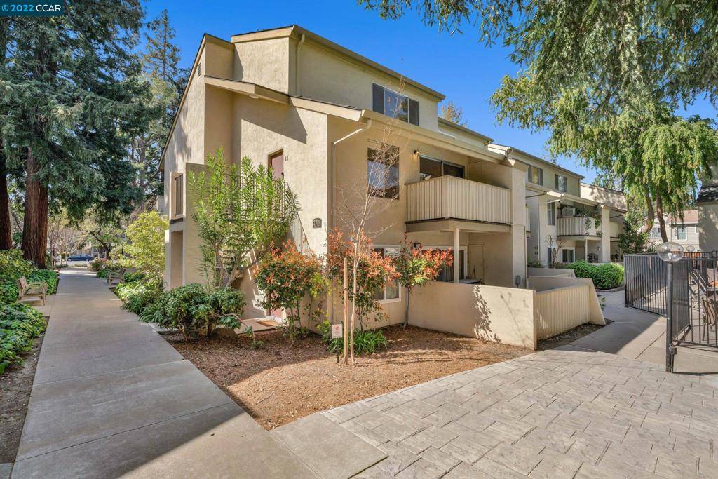 Walnut Creek, CA 94597,2708 Oak Rd #41