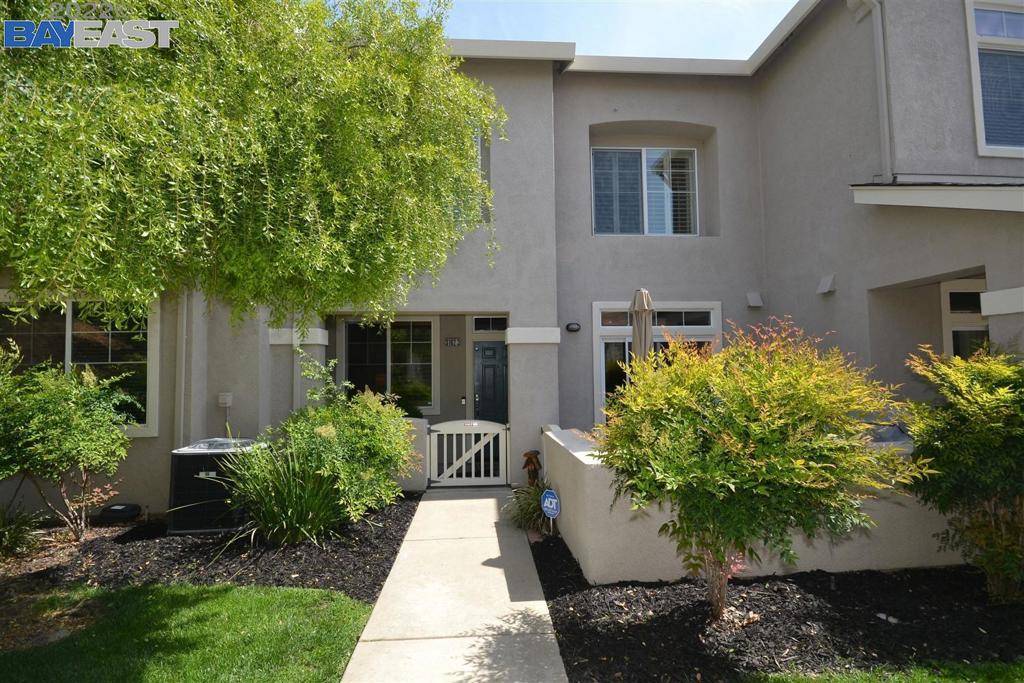 Livermore, CA 94551-7607,3162 Golden Crest Cmn #3