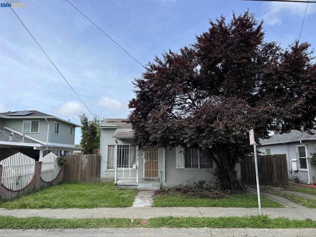 Oakland, CA 94621,6817 Eastlawn St