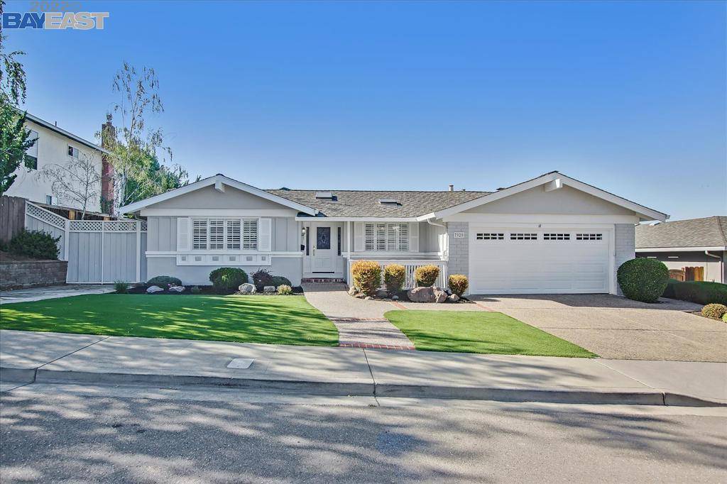 Pleasanton, CA 94588,7929 Kentwood Way