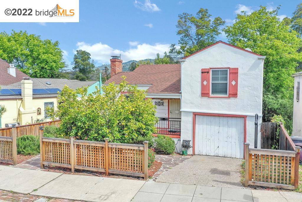 Oakland, CA 94605,3651 Delmont Ave