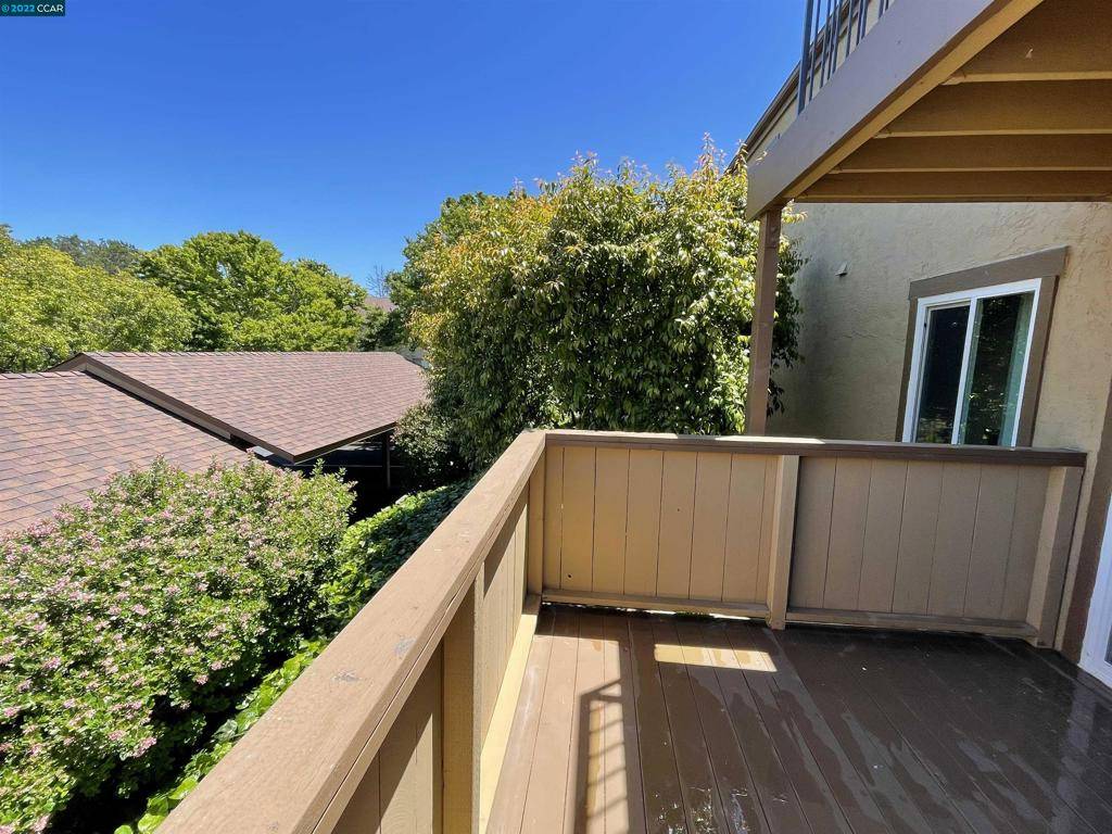 El Sobrante, CA 94803,5311 Ridgeview Cir #3