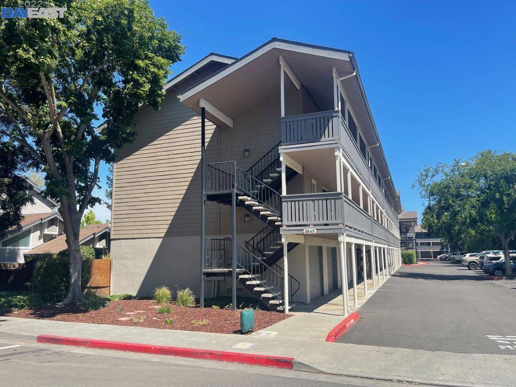 Pleasanton, CA 94566,3845 Vineyard Ave #K