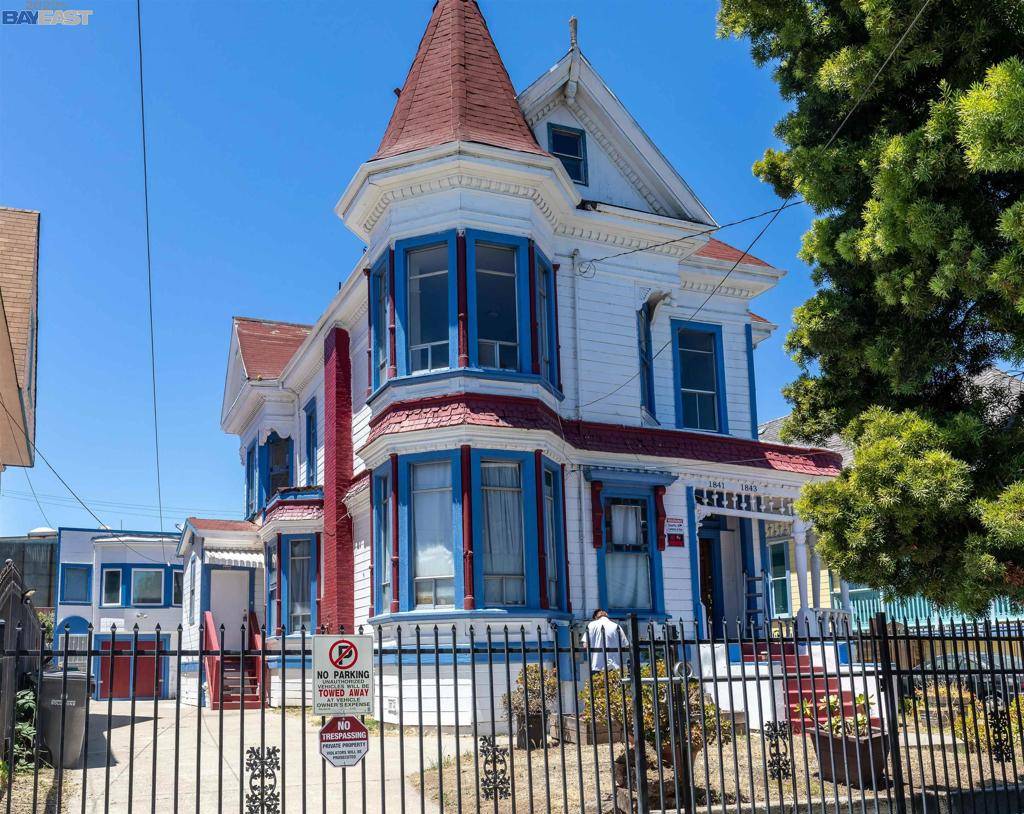 Oakland, CA 94607,1843 Chestnut St
