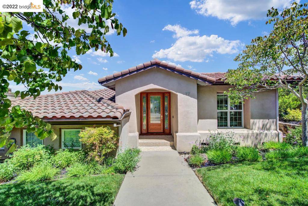 Orinda, CA 94563,77 Oak Road