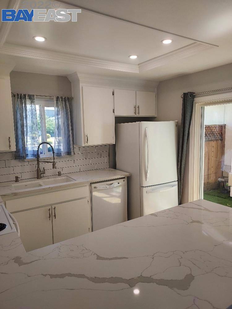 Livermore, CA 94551-1056,5092 Scenic  Ave