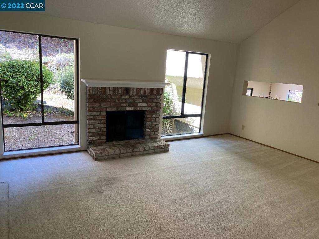 Moraga, CA 94556,230 Paseo Bernal