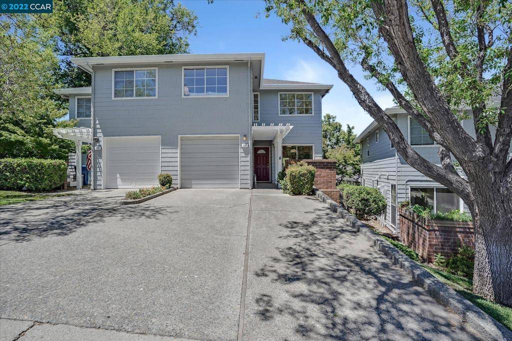 Martinez, CA 94553,207 Pebblecreek Ct