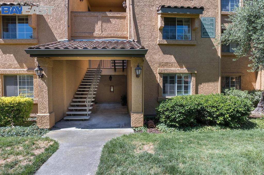 San Ramon, CA 94582,725 Watson Canyon Ct #114