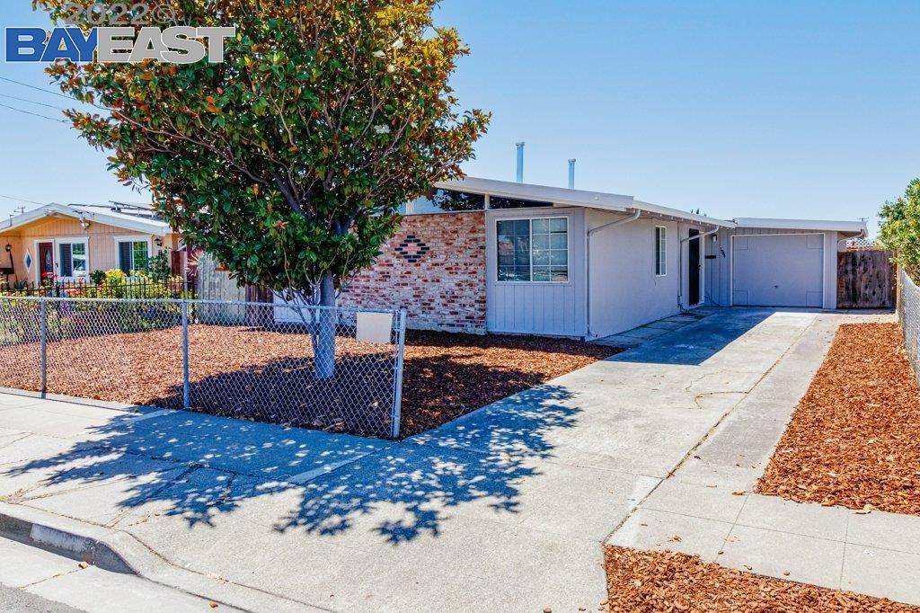 Hayward, CA 94544,1586 Sumatra St