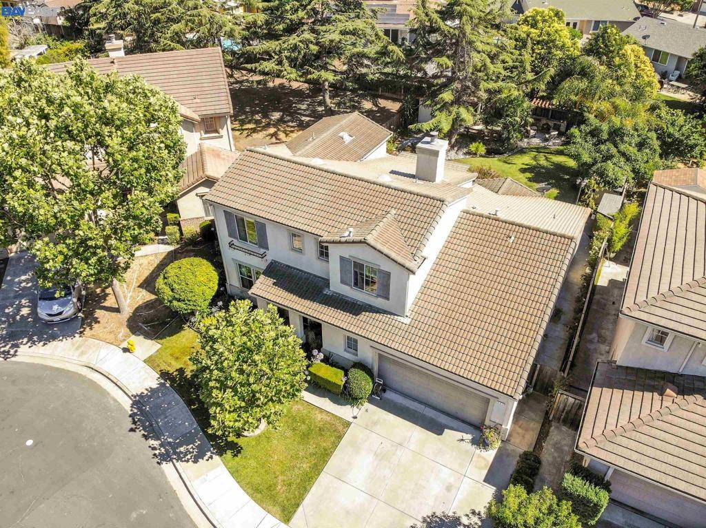 Hayward, CA 94544,327 Brookview Way