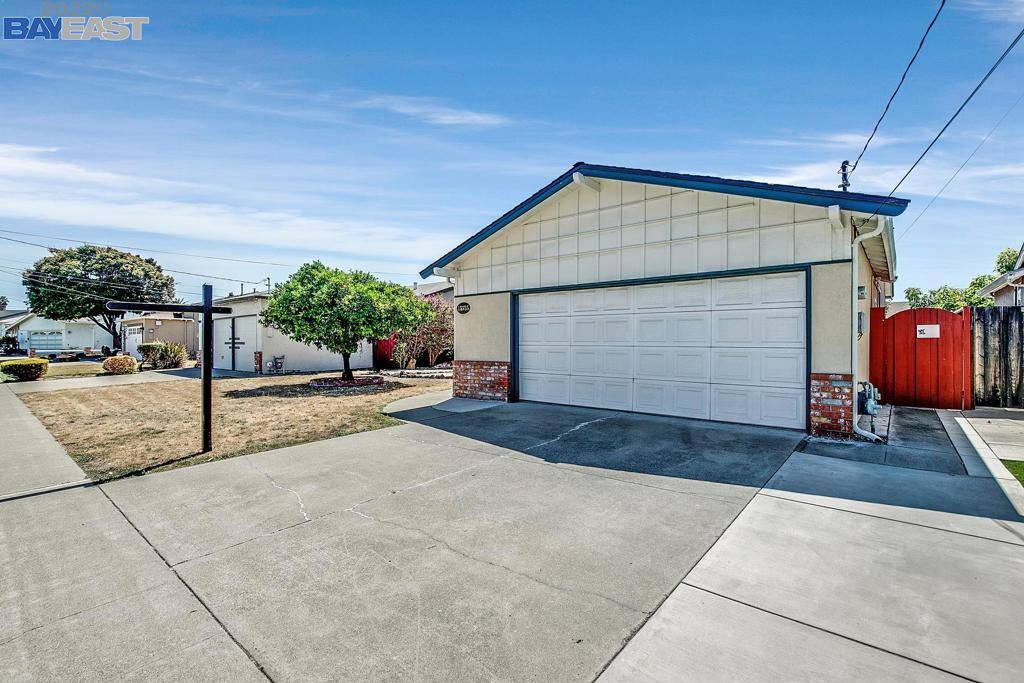 San Leandro, CA 94579,15535 Sedgeman St