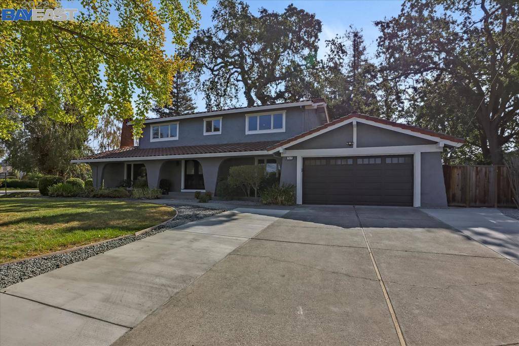 Walnut Creek, CA 94598,707 autumn dr