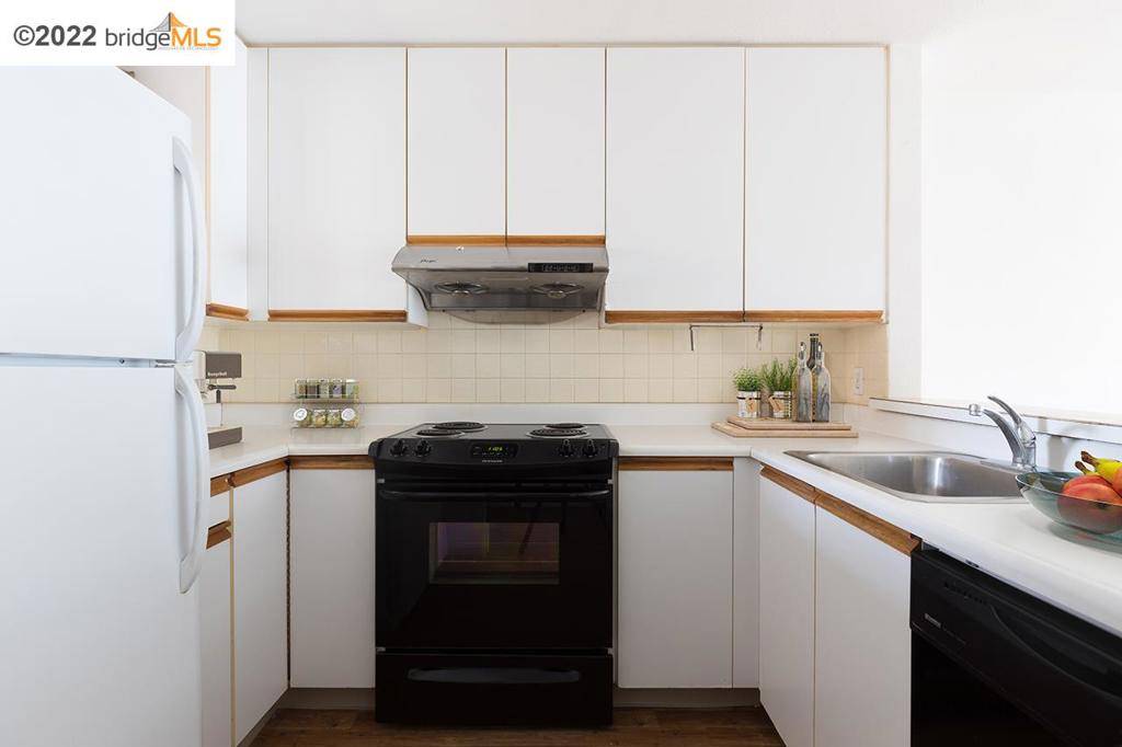 Oakland, CA 94607,763 Franklin St #418