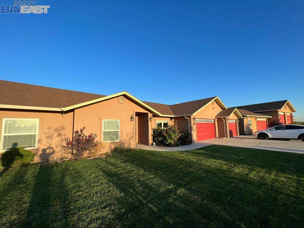 Escalon, CA 95320-9227,9272 Singer Road