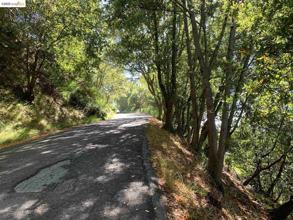 Oakland, CA 94611,5948 Bagshotte
