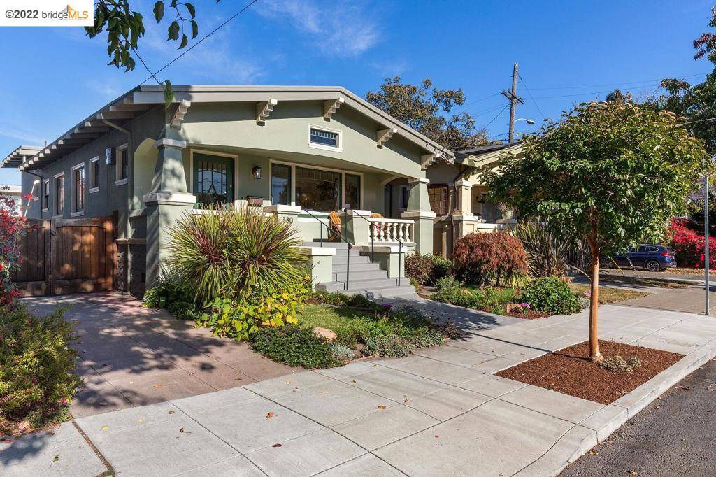 Oakland, CA 94618,380 Cavour Street