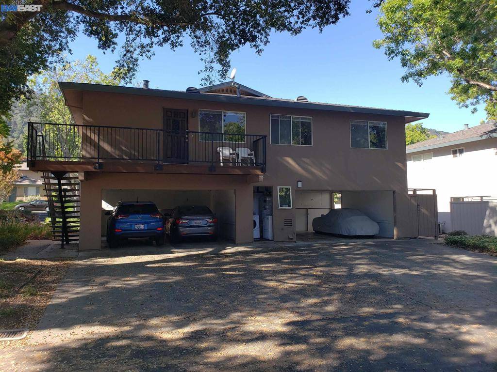 Pleasanton, CA 94588,2279 Segundo Ct #4