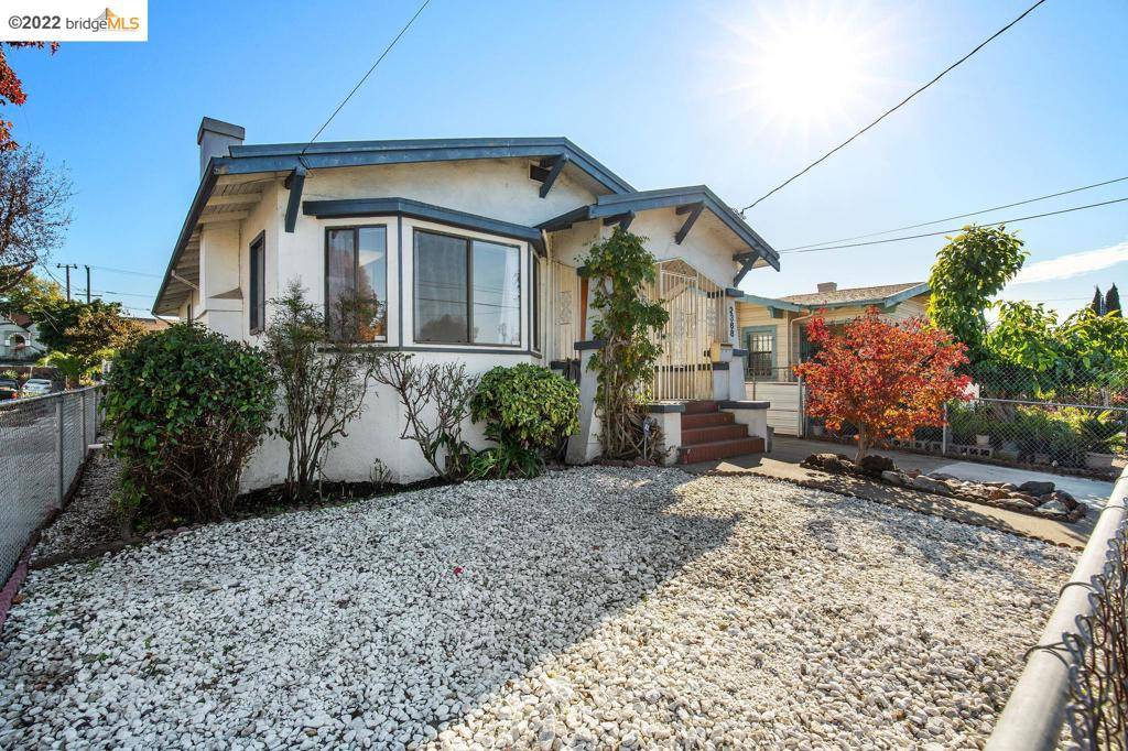 Oakland, CA 94601,2368 Bartlett Street