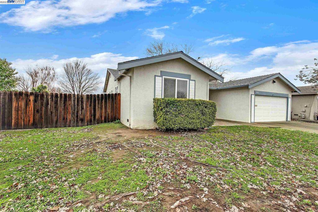 Livermore, CA 94550,583 Emerald Street