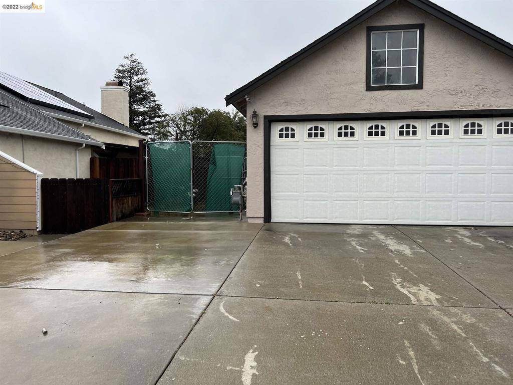 Oakley, CA 94561,2022 Beringer Way