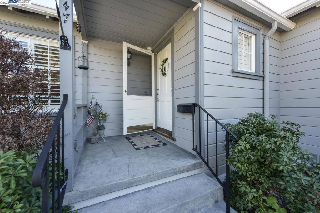 San Leandro, CA 94577,47 Georgia Way