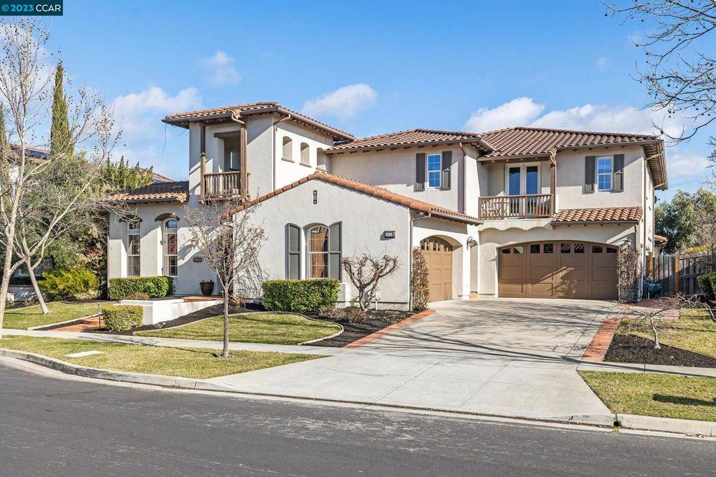 San Ramon, CA 94582,5533 Satinleaf Way