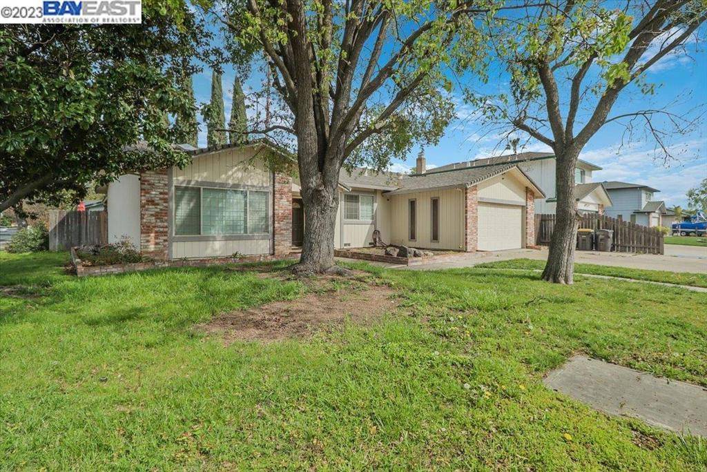 Stockton, CA 95209,9422 Bainbridge Pl