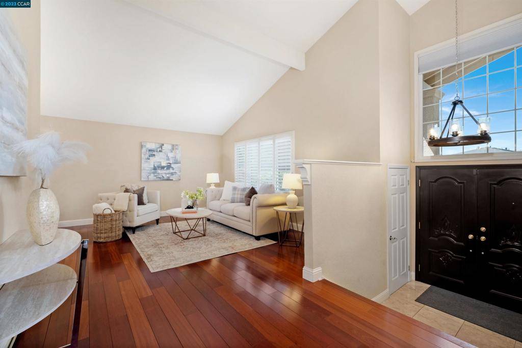 San Ramon, CA 94583,24 Pebble Ct