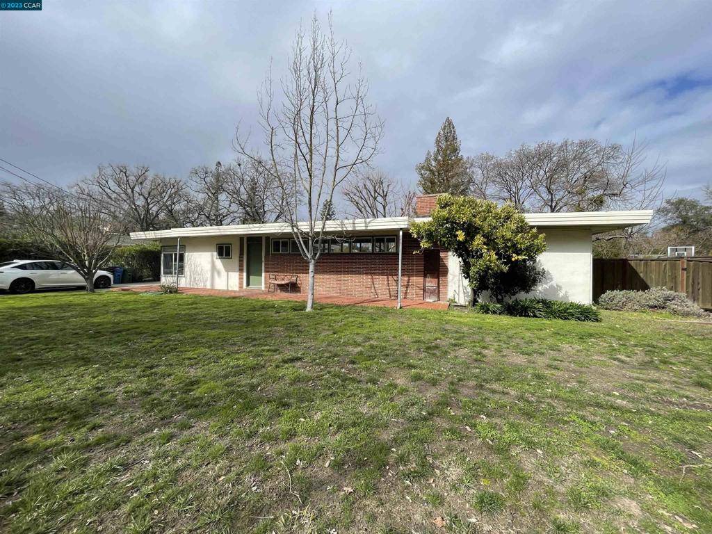 Walnut Creek, CA 94595,113 Glen Court