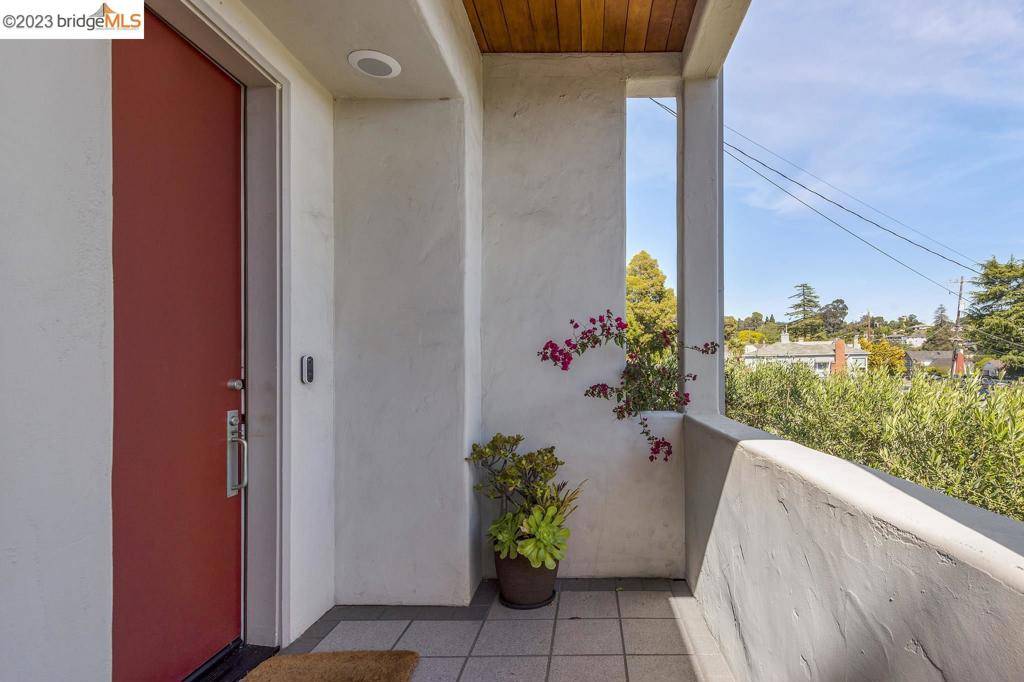 Oakland, CA 94605,3417 Oak Knoll Blvd