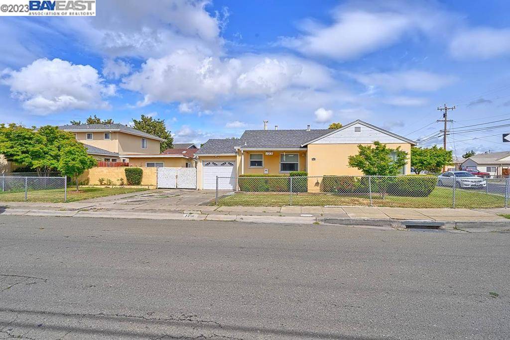 Hayward, CA 94544,123 Fagundes St