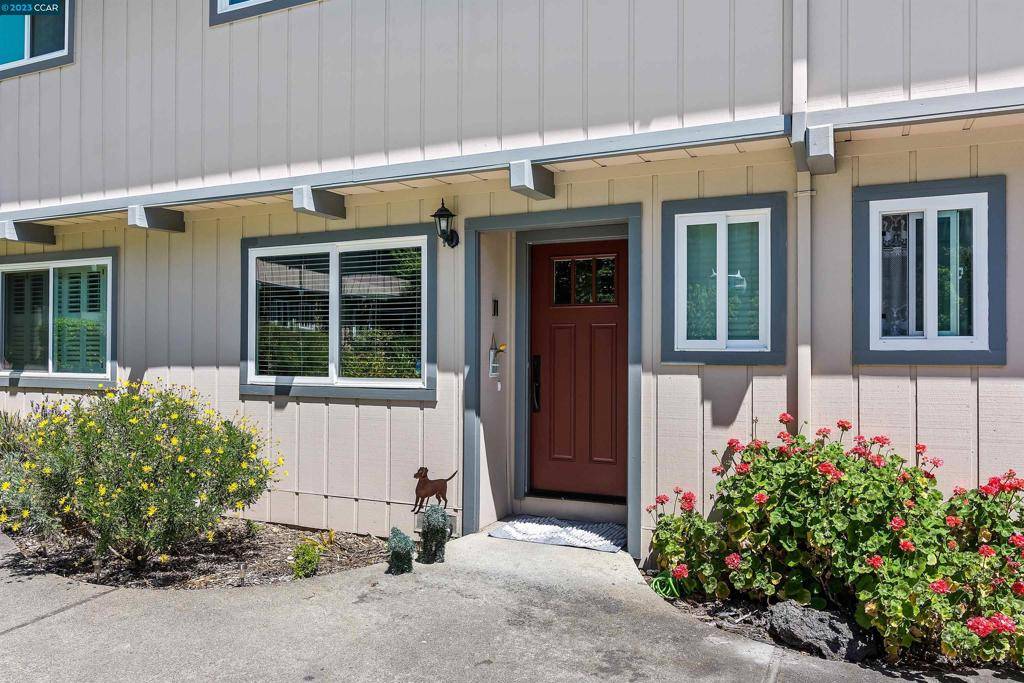 Moraga, CA 94556,2129 Ascot Dr #11