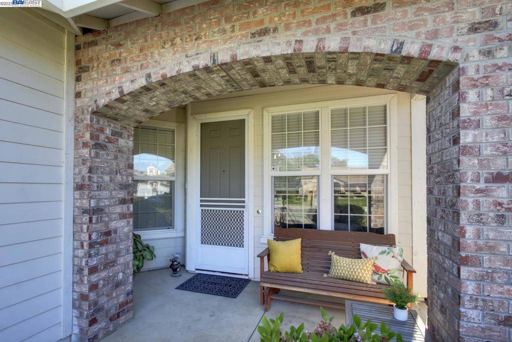 Lincoln, CA 95648,1710 Larkflower Way