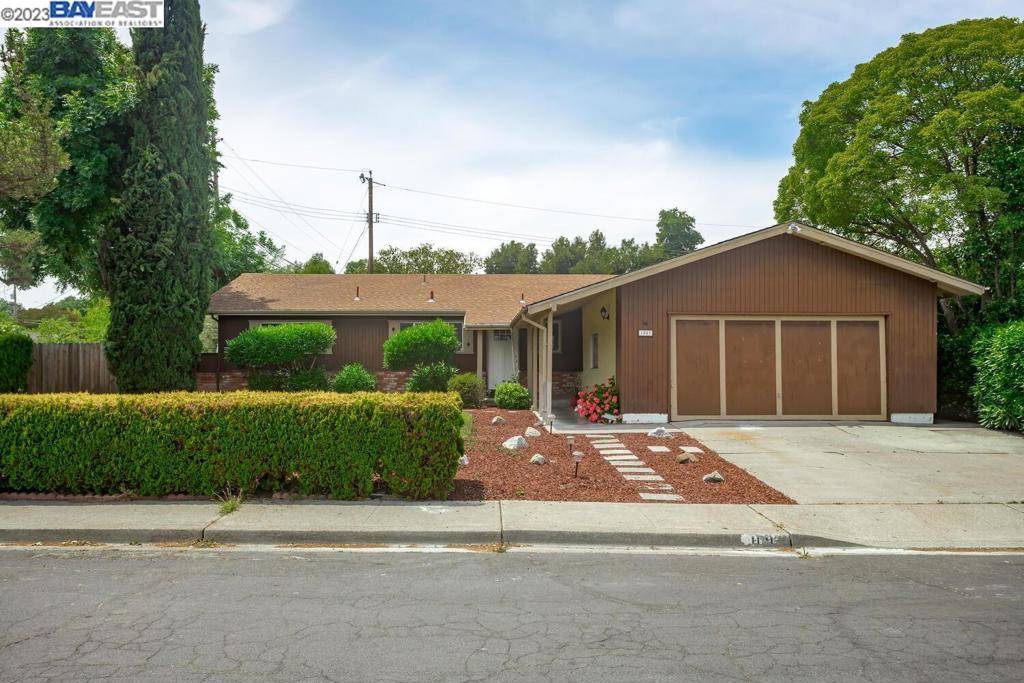 Concord, CA 94518-3258,1003 Claremont Dr.