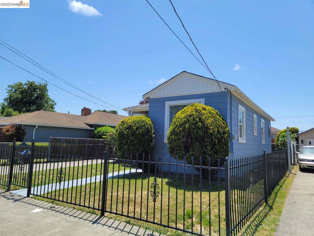 Oakland, CA 94603,9321 C St