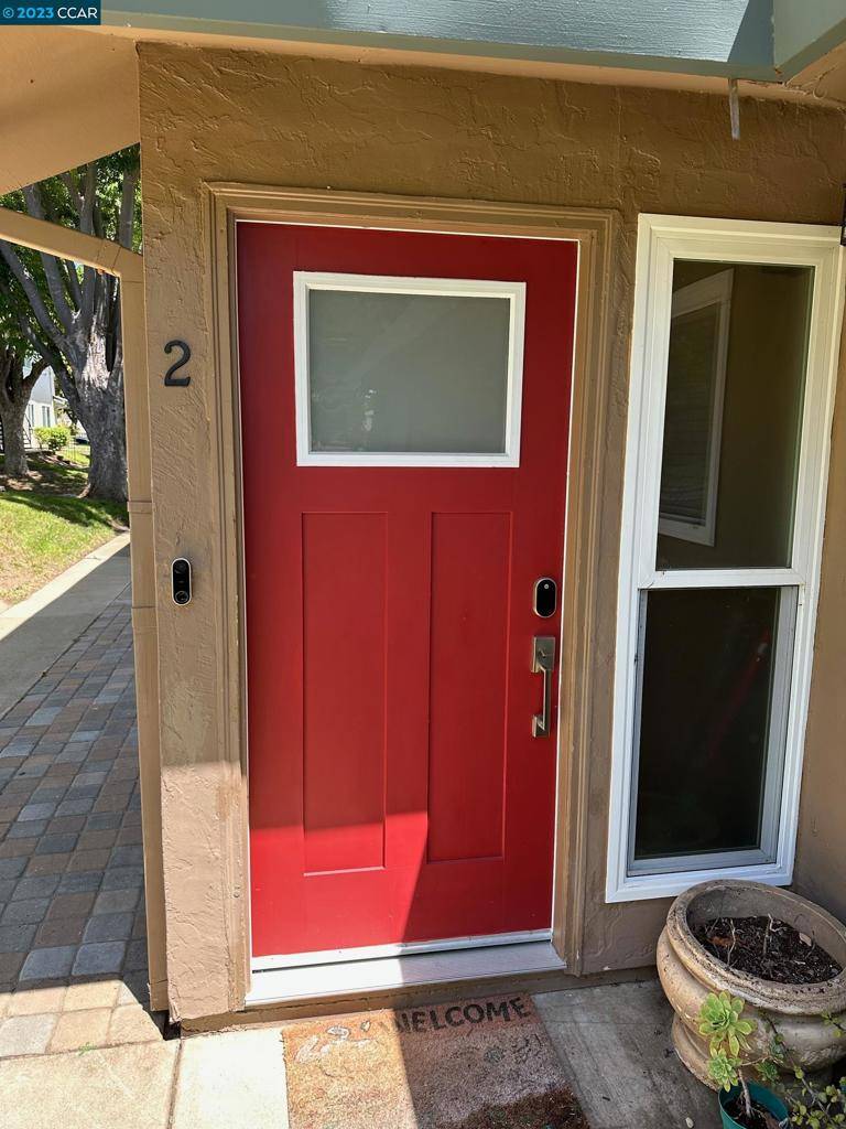 Pleasanton, CA 94588,8104 Ensenada Dr