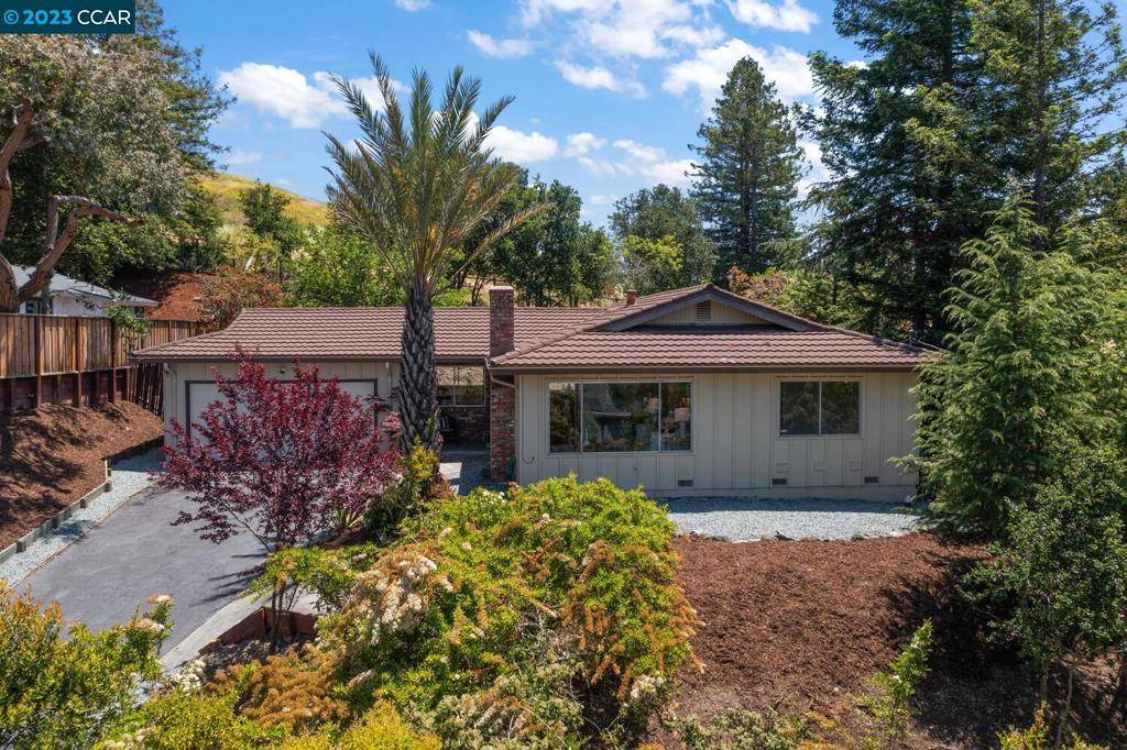 Moraga, CA 94556,6 Canning Ct