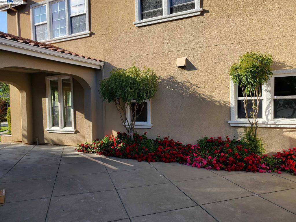 Pleasanton, CA 94566,7190 Rosecliff Ct