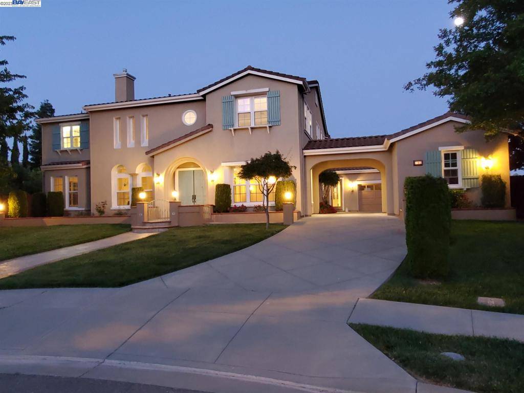 Pleasanton, CA 94566,7190 Rosecliff Ct