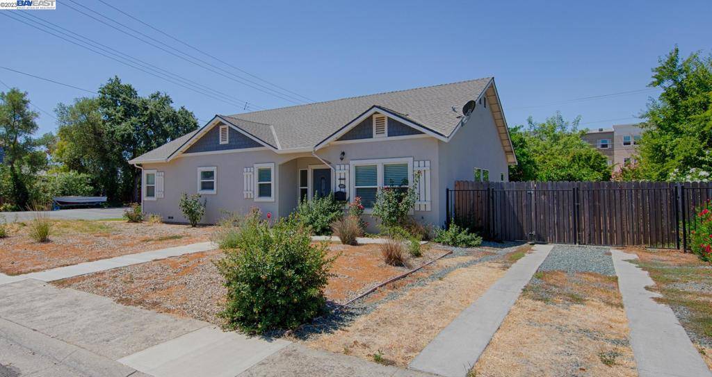 Galt, CA 95632,448 5th street