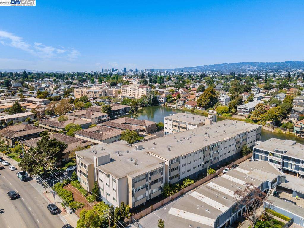 Alameda, CA 94501,2137 Otis Dr #112