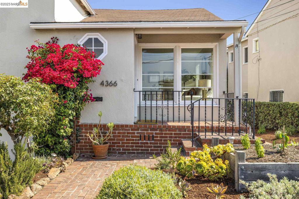 Oakland, CA 94619-2719,4366 Albert St