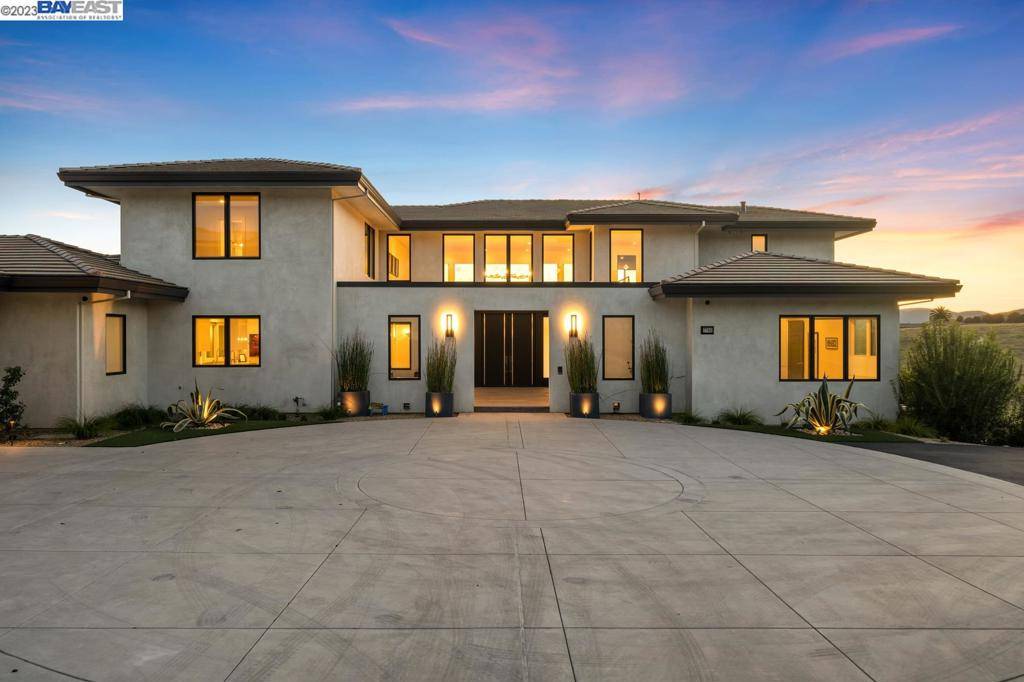 Sunol, CA 94586,7785 Laguna Heights Ct