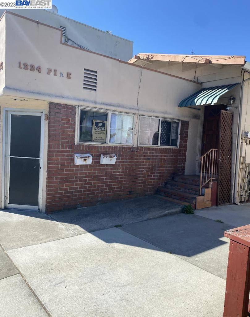 Martinez, CA 94553-1705,1224 PINE STREET